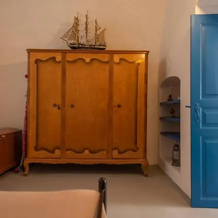 Eva's בית נופש Éxo Goniá